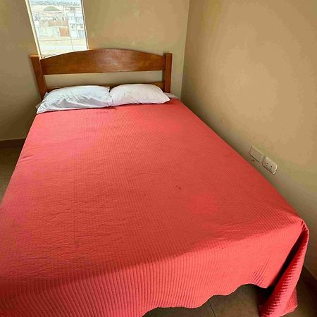 アシア Yolo House Peru Bed & Breakfast エクステリア 写真