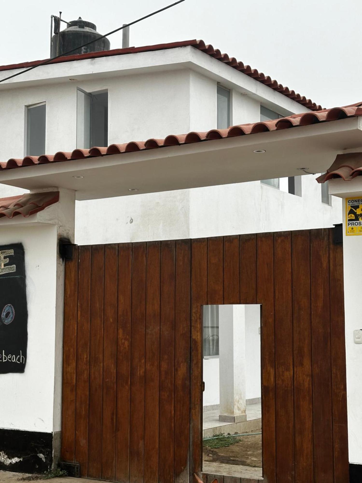アシア Yolo House Peru Bed & Breakfast エクステリア 写真