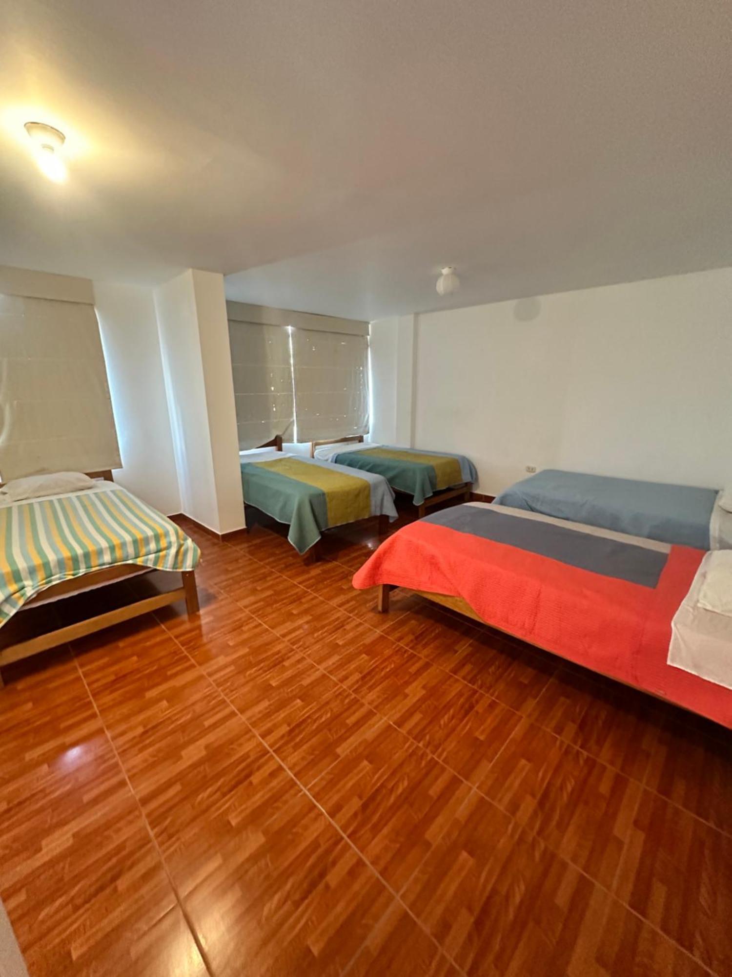 アシア Yolo House Peru Bed & Breakfast エクステリア 写真