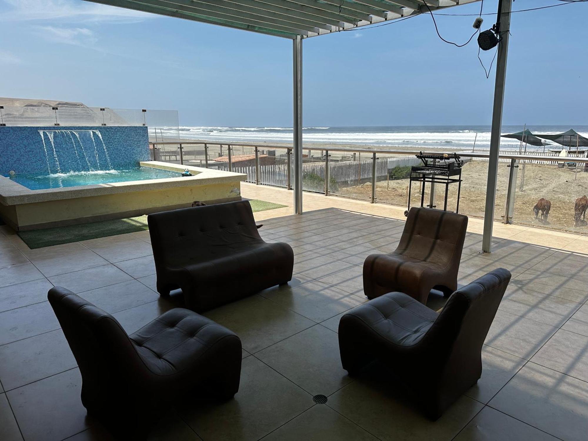 アシア Yolo House Peru Bed & Breakfast エクステリア 写真