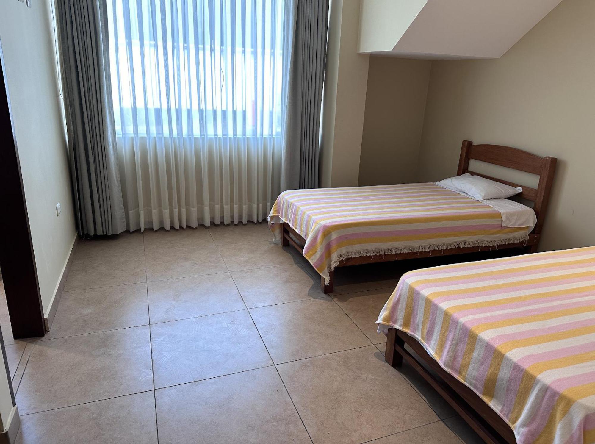 アシア Yolo House Peru Bed & Breakfast エクステリア 写真