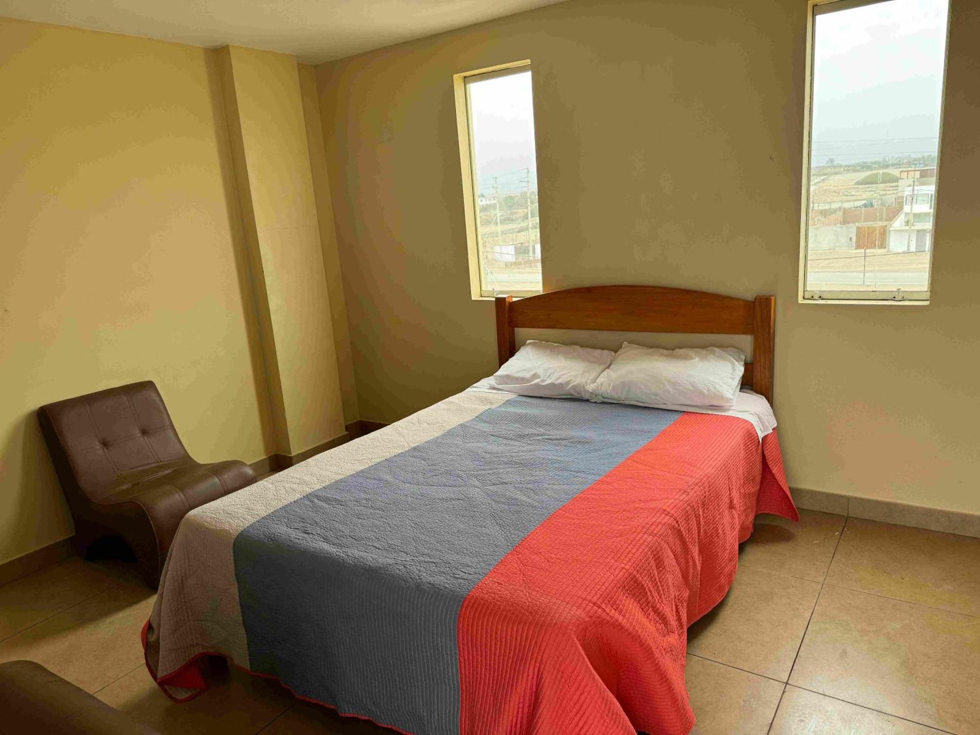 アシア Yolo House Peru Bed & Breakfast エクステリア 写真